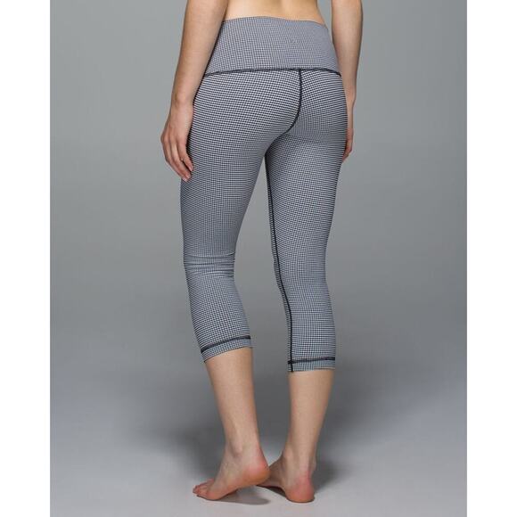 Lululemon Wunder Under Crop II Legging Gingham Luon White Black Size 4 - Picture 3 of 10